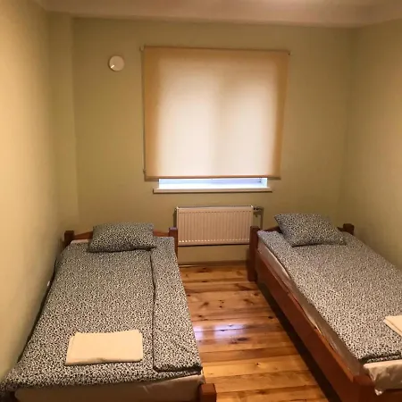 Sia Cikstonis Szálloda