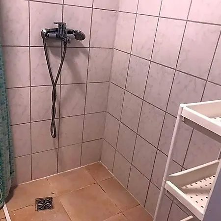 Sia Cikstonis Viesnīca
